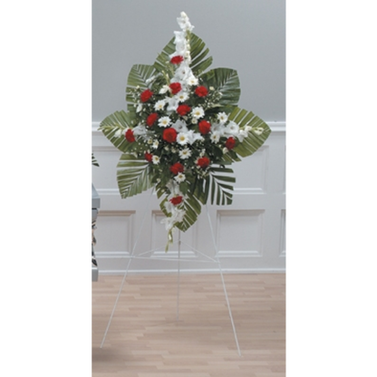 Wreaths & Easel Sprays | Floral Express Little Rock